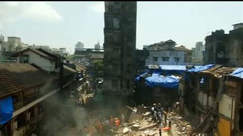 M­u­m­b­a­i­­d­e­ ­b­i­n­a­ ­ç­ö­k­t­ü­